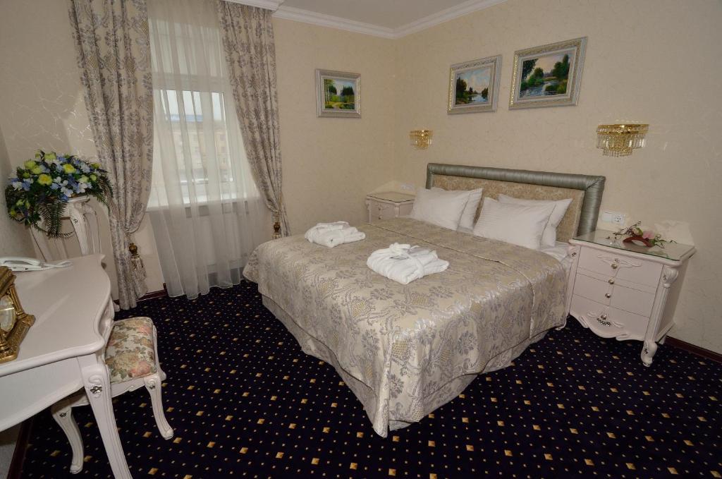 Hotel Ukraine Rivne Ngoại thất bức ảnh